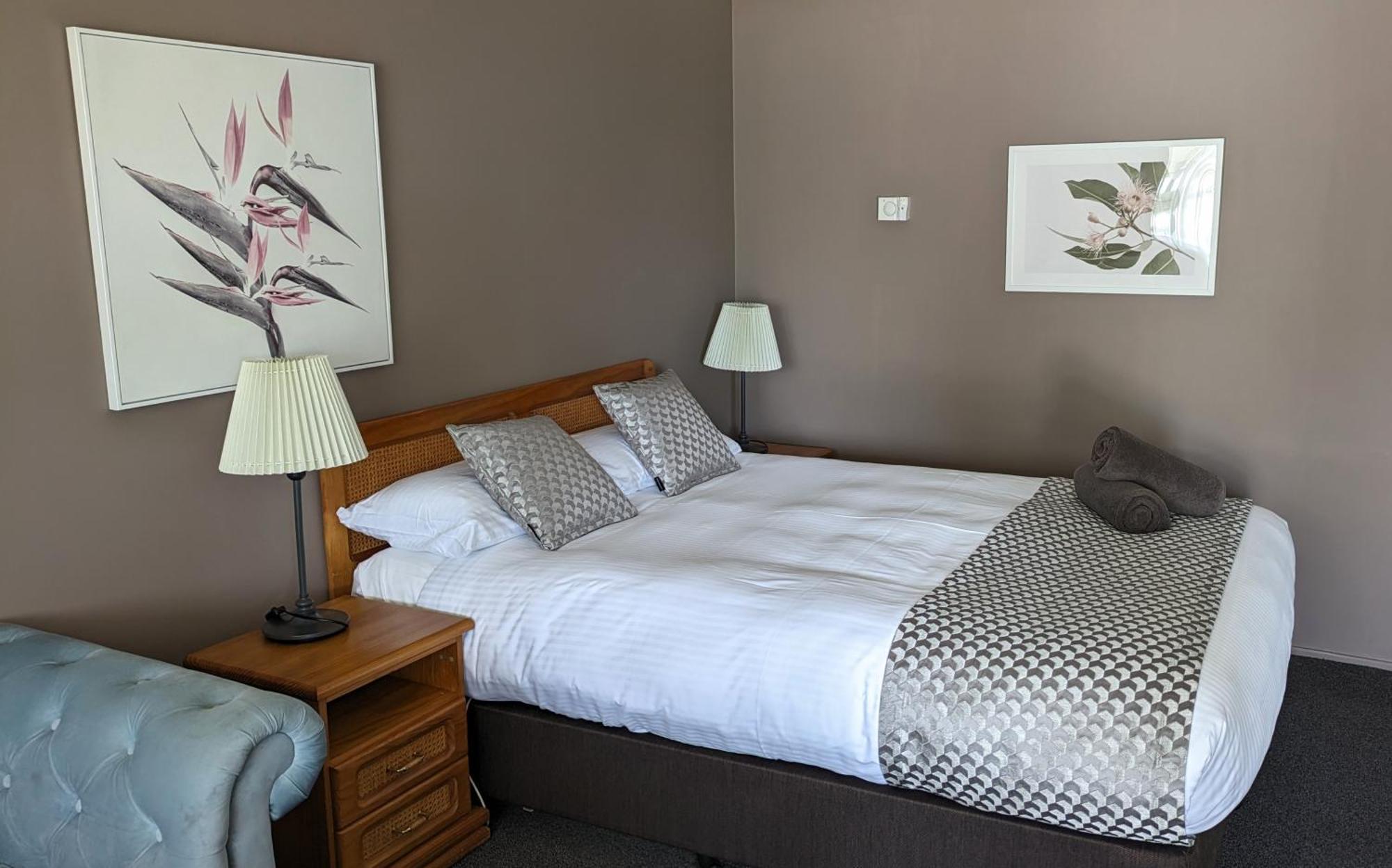 Highlands Motor Inn オベロン エクステリア 写真